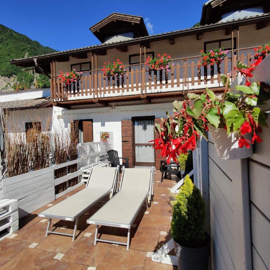 Hotel Garni Al Laghet à Tenno Extérieur photo