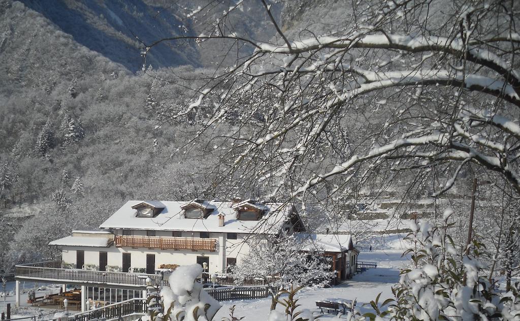 Hotel Garni Al Laghet à Tenno Extérieur photo