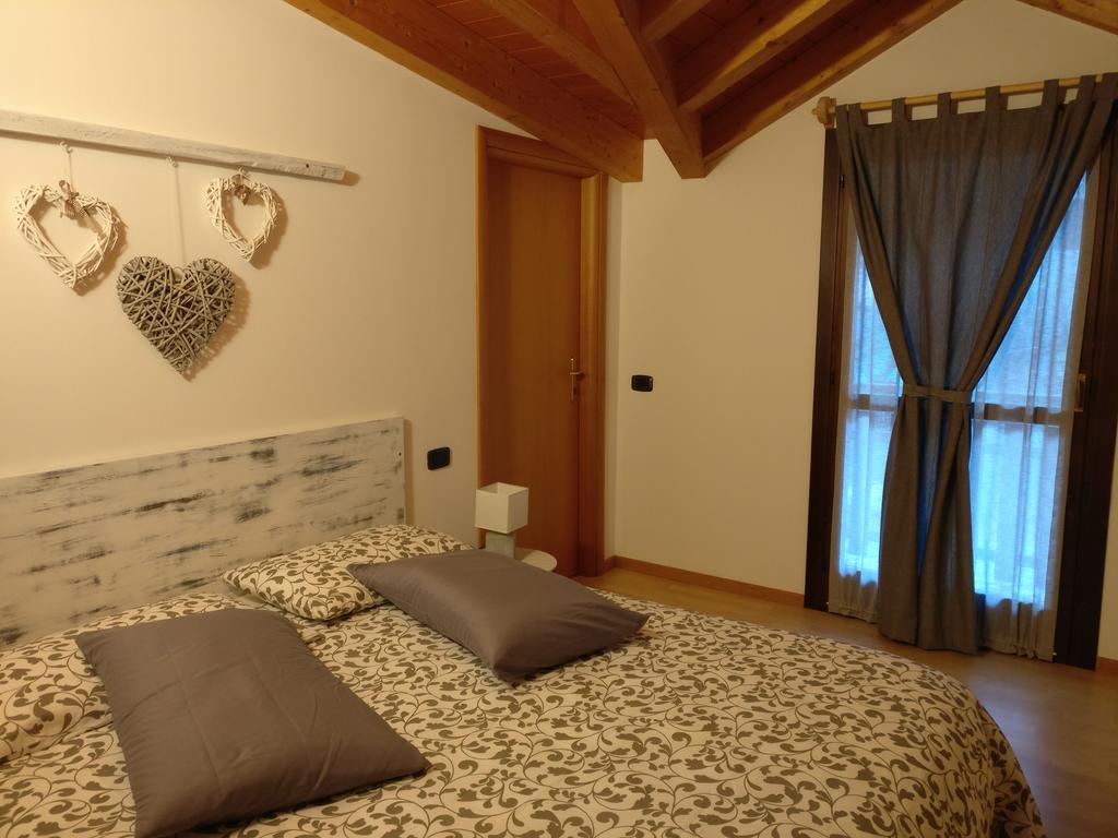 Hotel Garni Al Laghet à Tenno Extérieur photo