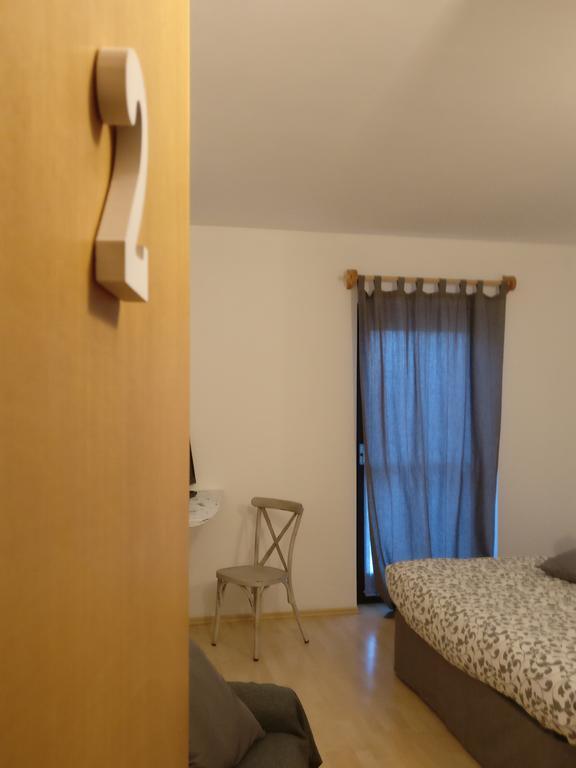 Hotel Garni Al Laghet à Tenno Extérieur photo
