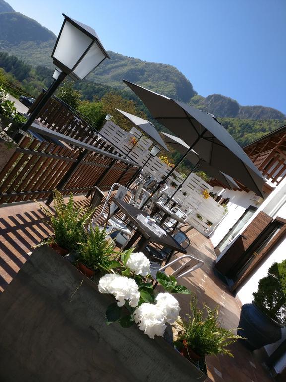 Hotel Garni Al Laghet à Tenno Extérieur photo