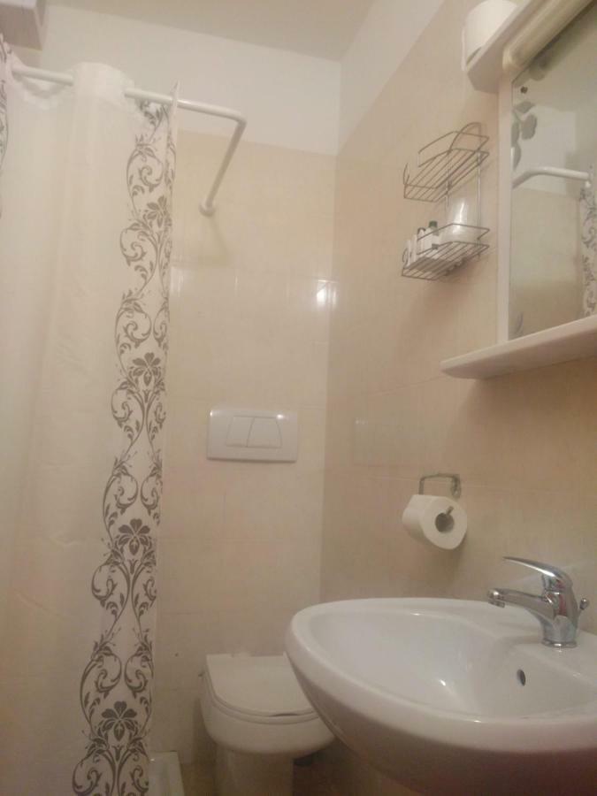 Hotel Garni Al Laghet à Tenno Extérieur photo